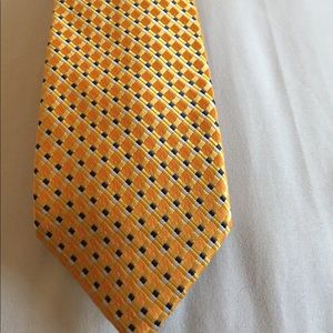 Tie